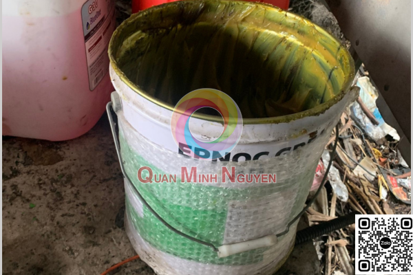 Quan Minh Nguyen mo boi tron ENEOS EPNOC GREASE AP N 2